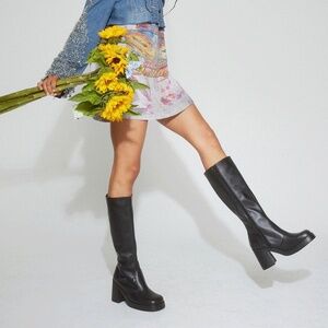 Black Leather Knee High Boots Roc size 39 womens 8 NWOT